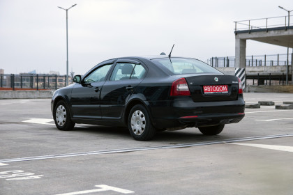 Продажа Skoda Octavia II (A5) Рестайлинг 1.4 MT (122 л.с.) 2011 Черный в Автодом
