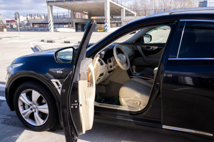 Продажа Infiniti FX II (S51) Рестайлинг FX37 3.7 AT (333 л.с.) 2011 Черный в Автодом