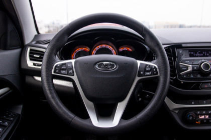 Продажа Lada (ВАЗ) Vesta I SW Cross 1.6 MT (106 л.с.) 2021 Черный в Автодом