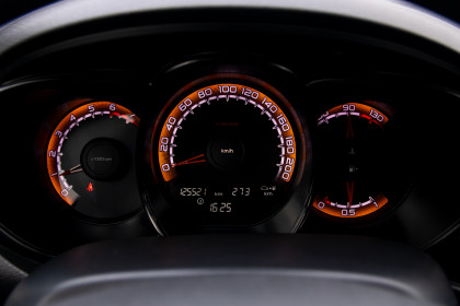 Продажа Lada (ВАЗ) Vesta I SW Cross 1.6 MT (106 л.с.) 2021 Черный в Автодом