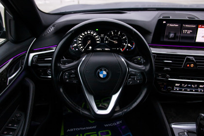 Продажа BMW 5 серии VII (G30/G31) 530d 3.0 AT (265 л.с.) 2019 Синий в Автодом