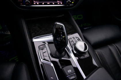 Продажа BMW 5 серии VII (G30/G31) 530d 3.0 AT (265 л.с.) 2019 Синий в Автодом