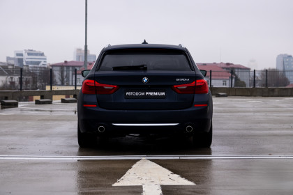 Продажа BMW 5 серии VII (G30/G31) 530d 3.0 AT (265 л.с.) 2019 Синий в Автодом