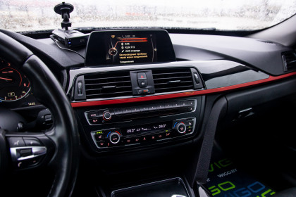 Продажа BMW 3 серии VI (F3x) 318d 2.0 AT (143 л.с.) 2016 Черный в Автодом