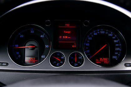 Продажа Volkswagen Passat B6 1.9 MT (105 л.с.) 2008 Серый в Автодом