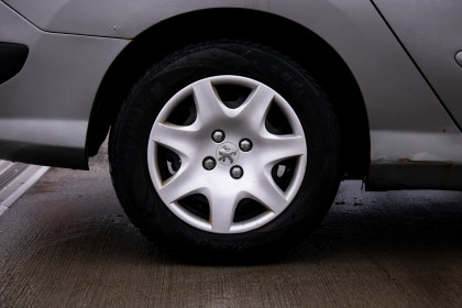 Продажа Peugeot 308 I 1.6 MT (120 л.с.) 2009 Серый в Автодом