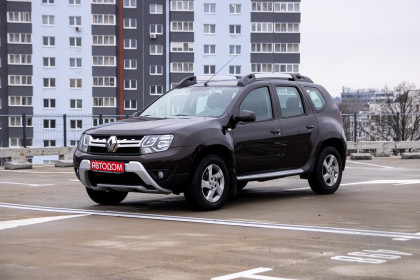 Продажа Renault Duster I Рестайлинг 2.0 MT (143 л.с.) 2016 Коричневый в Автодом