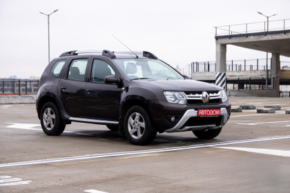Продажа Renault Duster I Рестайлинг 2.0 MT (143 л.с.) 2016 Коричневый в Автодом