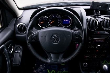 Продажа Renault Duster I Рестайлинг 2.0 MT (143 л.с.) 2016 Коричневый в Автодом