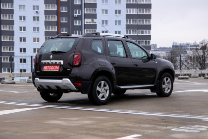 Продажа Renault Duster I Рестайлинг 2.0 MT (143 л.с.) 2016 Коричневый в Автодом