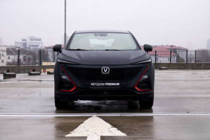 Продажа Changan UNI-T I 1.5 AMT (180 л.с.) 2020 Черный в Автодом