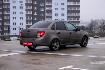 Продажа Lada (ВАЗ) Granta I 1.6 MT (106 л.с.) 2014 Коричневый в Автодом
