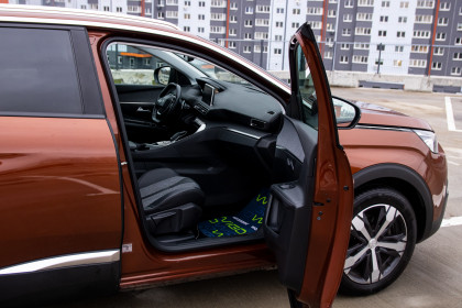 Продажа Peugeot 3008 II 8-speed 1.2 AT (130 л.с.) 2019 Оранжевый в Автодом