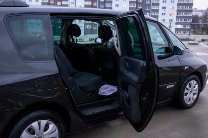 Продажа Renault Espace IV Рестайлинг 2.0 MT (150 л.с.) 2007 Черный в Автодом