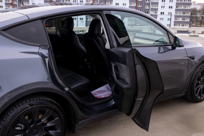 Продажа Tesla Model Y I Long Range 0.0 AT (345 л.с.) 2023 Серый в Автодом