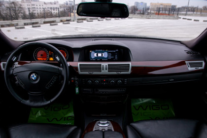 Продажа BMW 7 серии IV (E65/E66) Рестайлинг 730d 3.0 AT (231 л.с.) 2007 Черный в Автодом