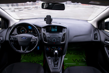 Продажа Ford Focus III Рестайлинг 1.6 AMT (105 л.с.) 2016 Черный в Автодом