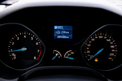 Продажа Ford Focus III Рестайлинг 1.6 AMT (105 л.с.) 2016 Черный в Автодом