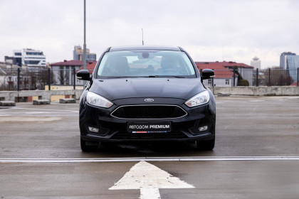 Продажа Ford Focus III Рестайлинг 1.6 AMT (105 л.с.) 2016 Черный в Автодом
