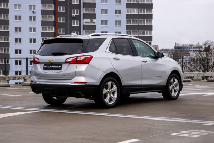 Продажа Chevrolet Equinox III 2.0 AT (252 л.с.) 2019 Серебристый в Автодом