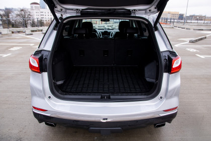 Продажа Chevrolet Equinox III 2.0 AT (252 л.с.) 2019 Серебристый в Автодом