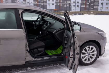 Продажа Ford Focus III Рестайлинг 1.5 AT (150 л.с.) 2017 Коричневый в Автодом