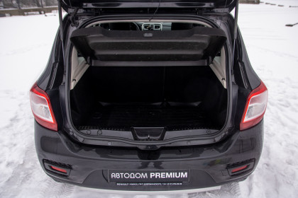 Продажа Renault Sandero II Рестайлинг Stepway 1.6 MT (113 л.с.) 2019 Черный в Автодом