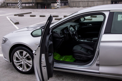 Продажа Buick Regal VI 2.0 AT (250 л.с.) 2018 Серебристый в Автодом