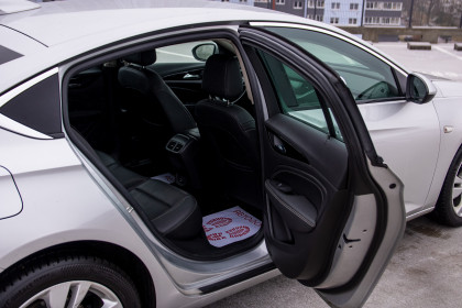 Продажа Buick Regal VI 2.0 AT (250 л.с.) 2018 Серебристый в Автодом