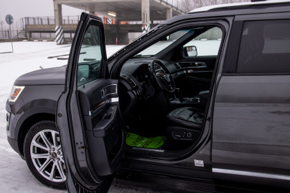 Продажа Ford Explorer V Рестайлинг 2.3 AT (280 л.с.) 2016 Серый в Автодом
