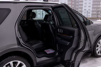 Продажа Ford Explorer V Рестайлинг 2.3 AT (280 л.с.) 2016 Серый в Автодом