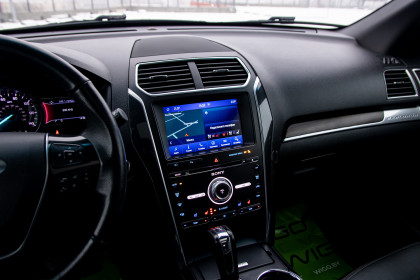 Продажа Ford Explorer V Рестайлинг 2.3 AT (280 л.с.) 2016 Серый в Автодом