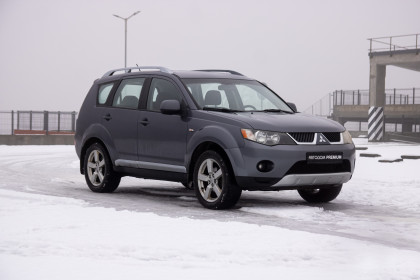 Продажа Mitsubishi Outlander II 2.4 CVT (170 л.с.) 2008 Серый в Автодом