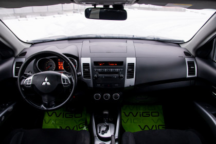 Продажа Mitsubishi Outlander II 2.4 CVT (170 л.с.) 2008 Серый в Автодом
