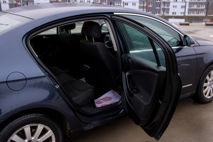 Продажа Volkswagen Passat B6 2.0 MT (136 л.с.) 2006 Серый в Автодом