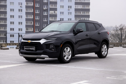 Продажа Chevrolet Blazer III 2.0 AT (227 л.с.) 2022 Черный в Автодом
