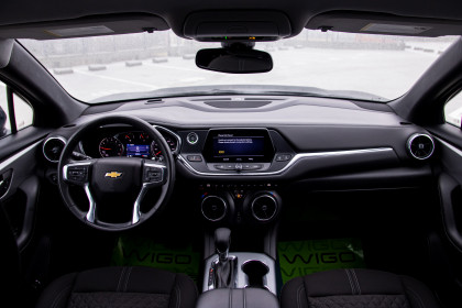 Продажа Chevrolet Blazer III 2.0 AT (227 л.с.) 2022 Черный в Автодом