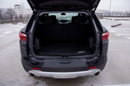 Продажа Chevrolet Blazer III 2.0 AT (227 л.с.) 2022 Черный в Автодом