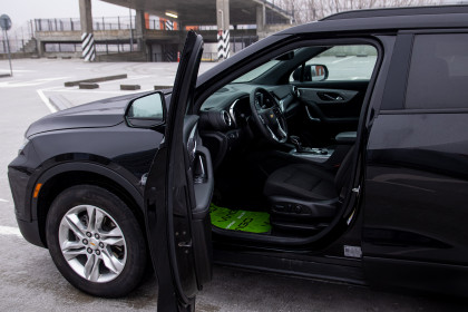 Продажа Chevrolet Blazer III 2.0 AT (227 л.с.) 2022 Черный в Автодом