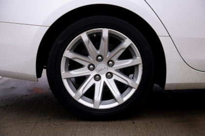 Продажа Cadillac CTS III 2.0 AT (276 л.с.) 2015 Белый в Автодом