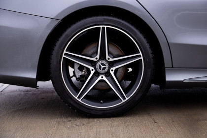 Продажа Mercedes-Benz C-Класс IV (W205) Рестайлинг 220 d 2.0 AT (194 л.с.) 2018 Серый в Автодом