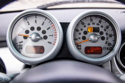 Продажа Mini Hatch I (R50) Cooper 1.6 CVT (116 л.с.) 2005 Зеленый в Автодом