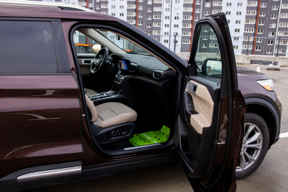 Продажа Ford Explorer VI 2.3 AT (300 л.с.) 2019 Коричневый в Автодом