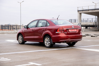 Продажа Volkswagen Polo V Рестайлинг 1.6 AT (110 л.с.) 2016 Красный в Автодом