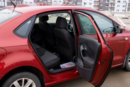 Продажа Volkswagen Polo V Рестайлинг 1.6 AT (110 л.с.) 2016 Красный в Автодом