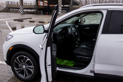 Продажа Buick Encore GX I 1.2 CVT (137 л.с.) 2023 Белый в Автодом