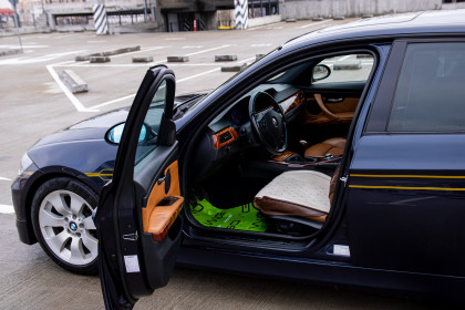 Продажа BMW 3 серии V (E90/E91/E92/E93) 320d 2.0 MT (177 л.с.) 2007 Синий в Автодом