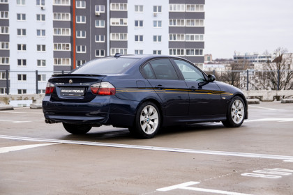 Продажа BMW 3 серии V (E90/E91/E92/E93) 320d 2.0 MT (177 л.с.) 2007 Синий в Автодом