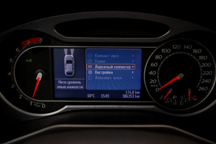 Продажа Ford Mondeo IV 2.0 MT (145 л.с.) 2010 Фиолетовый в Автодом