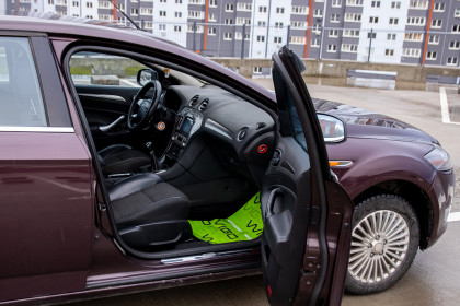 Продажа Ford Mondeo IV 2.0 MT (145 л.с.) 2010 Фиолетовый в Автодом